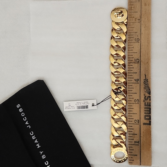Marc by Marc Jacobs Katie Turnlock Bracelet - Picture 7 of 16